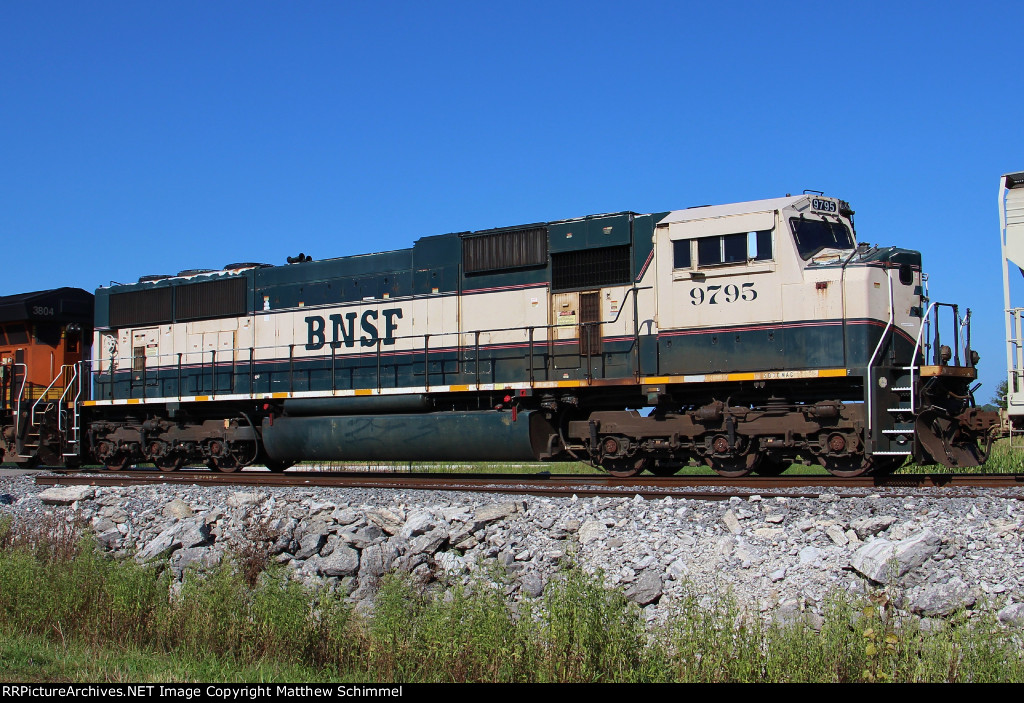 BNSF 9795